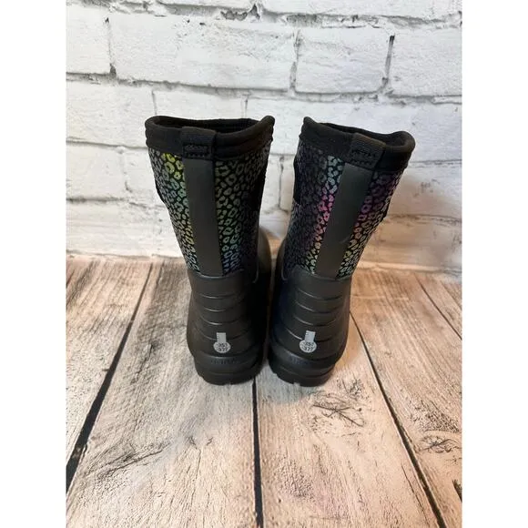 BOGS Girl’s Neo Classic Rainbow Leopard Pull-On Boots / Size: 13