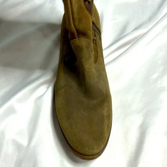 BORN Albi Tall Boots In Natural distressed