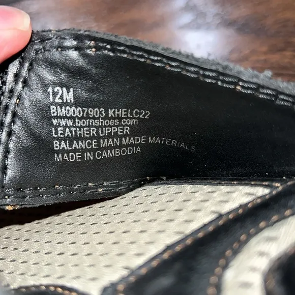 Born black leather flip flop sandals Whitman size 12M brand new, no box.