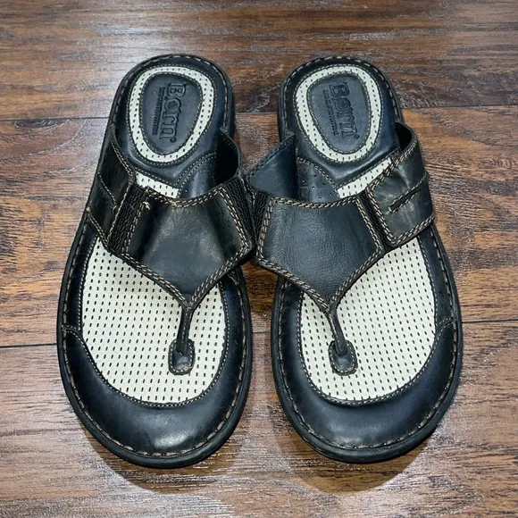 Born black leather flip flop sandals Whitman size 12M brand new, no box.