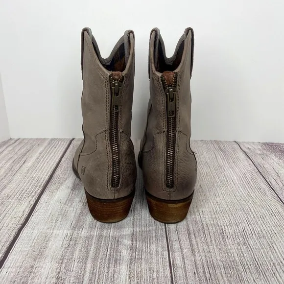 BORN Grey / Taupe Leather Short Heel Western Boots Back Zipper Size 9M