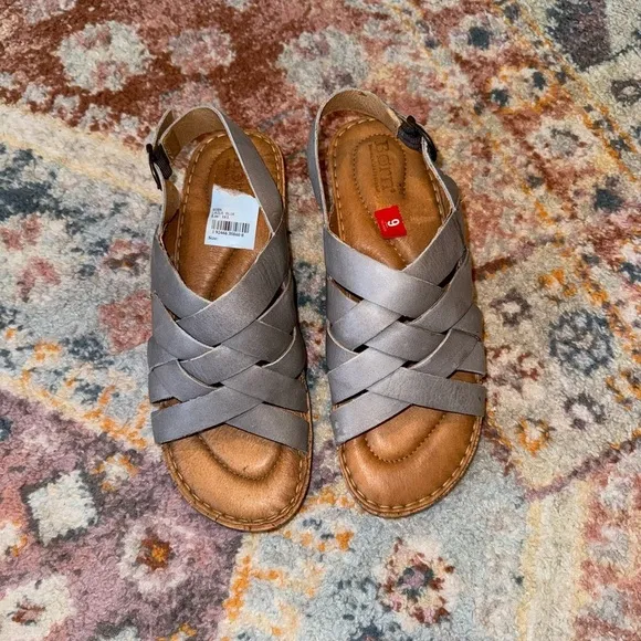 BORN NEW Laila Soft Blue Cushioned Comfort Cork Wedge Peep Toe Sandals Size 9