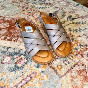 BORN NEW Laila Soft Blue Cushioned Comfort Cork Wedge Peep Toe Sandals Size 9