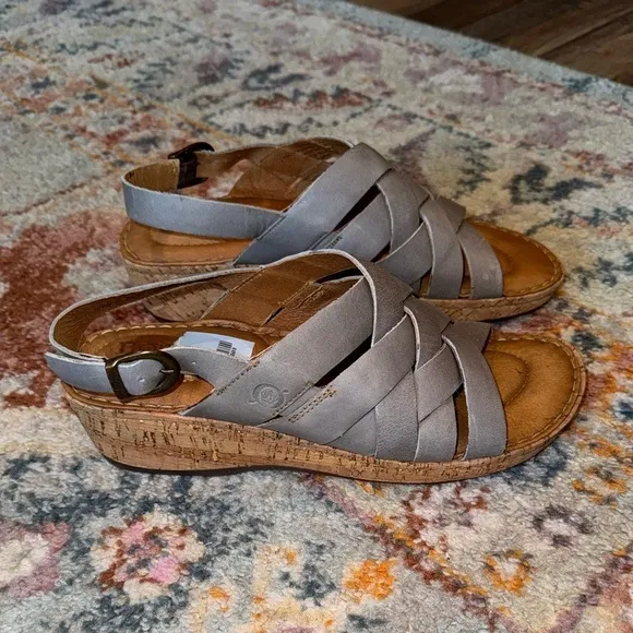 BORN NEW Laila Soft Blue Cushioned Comfort Cork Wedge Peep Toe Sandals Size 9
