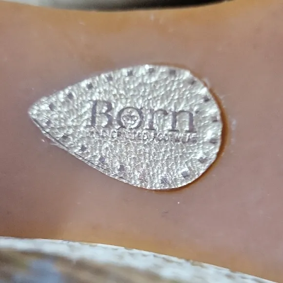 Born Women's Tan Slide Sandals