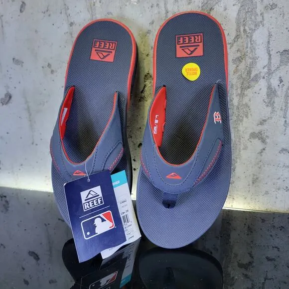 Boston Red Sox REEF Fanning Sandals Men’s size 10 Blue Red Bottle Opener