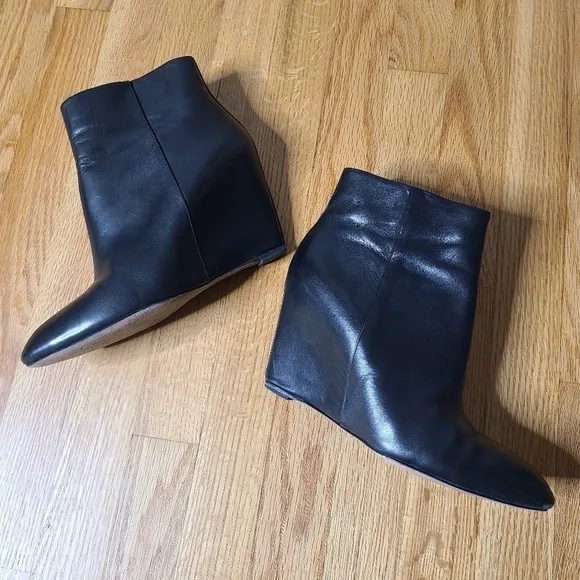 Brian Atwood Size 9 Black Leather Bellaria Wedge Ankle Boots