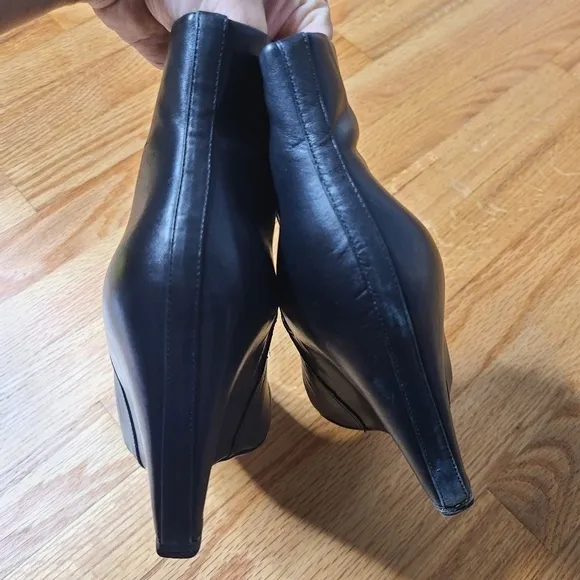 Brian Atwood Size 9 Black Leather Bellaria Wedge Ankle Boots