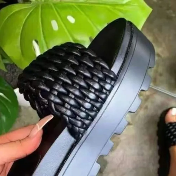 Bristol Vegan Leather Platform Sandals - Black