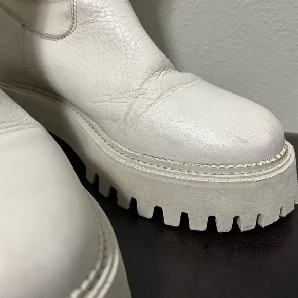 BRONX | Groovy Stretch Winter White Chelsea Boots