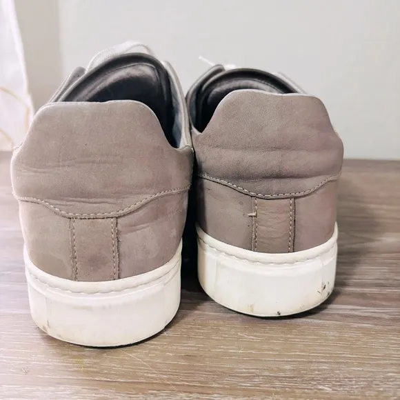 BUGATCHI Solid Nubuck Leather Sneaker Size 10.5