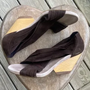 Camper Dark Brown Suede Leather Strap Wood Wedge Heel Sandals Women's Size 10