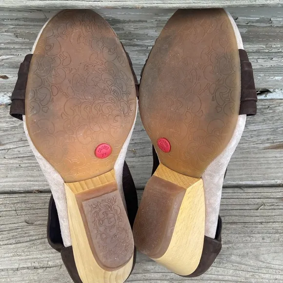 Camper Dark Brown Suede Leather Strap Wood Wedge Heel Sandals Women's Size 10