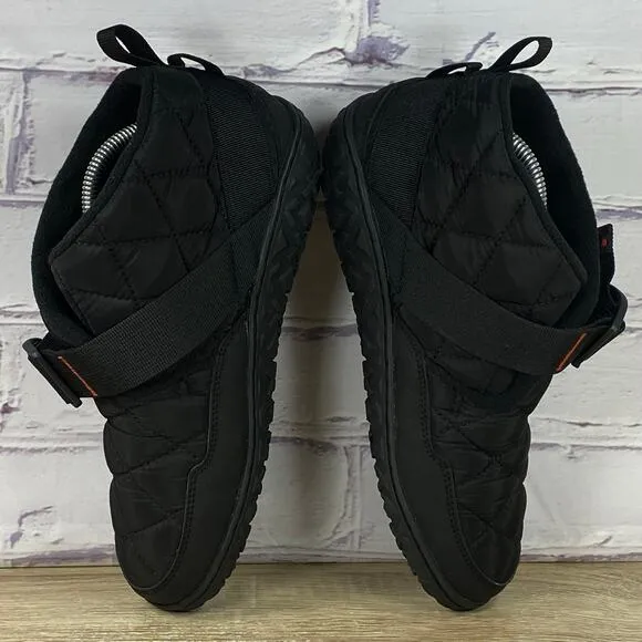 Chaco Ramble Puff Black Ankle Boots Men's Size 8.5 Slip On Water Resistant Snow