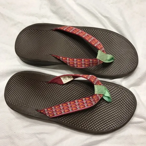 Chaco Sandals Flip Flops Women's Size 6