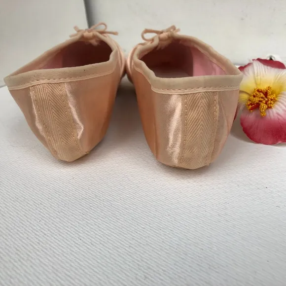 CHACOTT VERONESE POINTE SHOES, Royal Pink, C 23 H