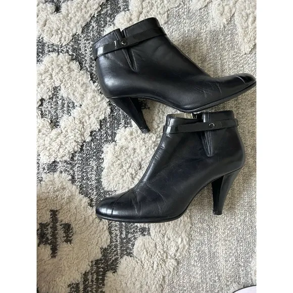 Chanel Women's Short Black Noir Leather Ankle Boots Booties EU 37