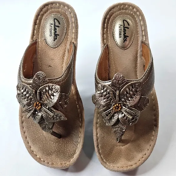 Clarks Artisan Bronze Womens Sandals Size 9