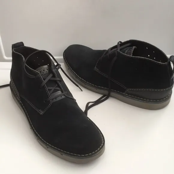 Clark’s Cushion Ortholite leather suede shoes