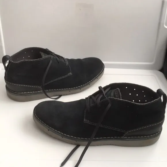 Clark’s Cushion Ortholite leather suede shoes