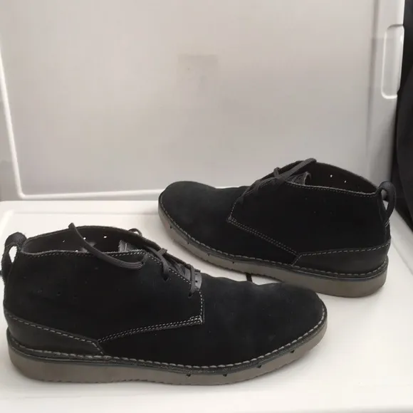 Clark’s Cushion Ortholite leather suede shoes