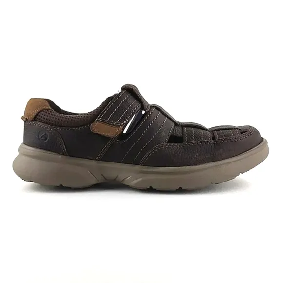 Clarks Men's Bradley Cove Brown Pebbled Leather Cut Out Upper Shoes Size 8M
