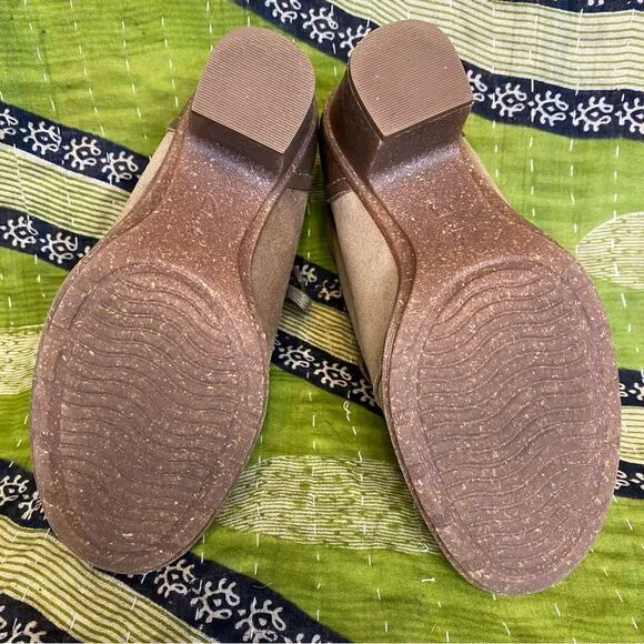 Clarks Sashlin Sue Olive Suede Ankle Booties Size 7