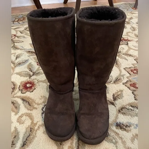 Classic Brown Tall UGG boots Size 7