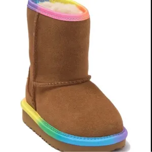 Classic Short II Rainbow UGG Kids Boots Size 7