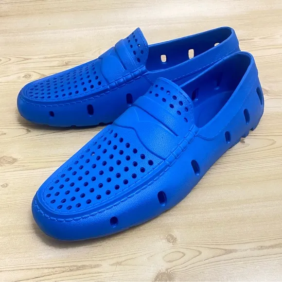 Club Room Perforated Driver Shoes Loafer Size 10 Mens Water Shoes Blue