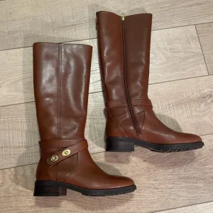COACH Essex Boots. Dark Saddle. 5M