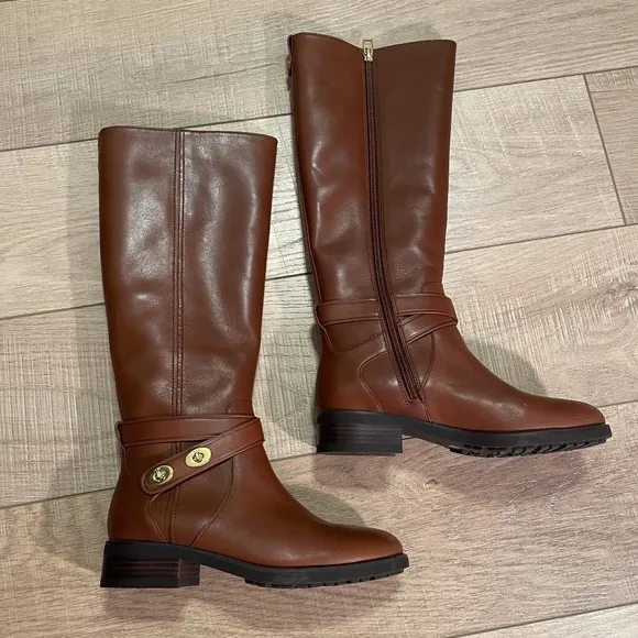 COACH Essex Boots. Dark Saddle. 5M