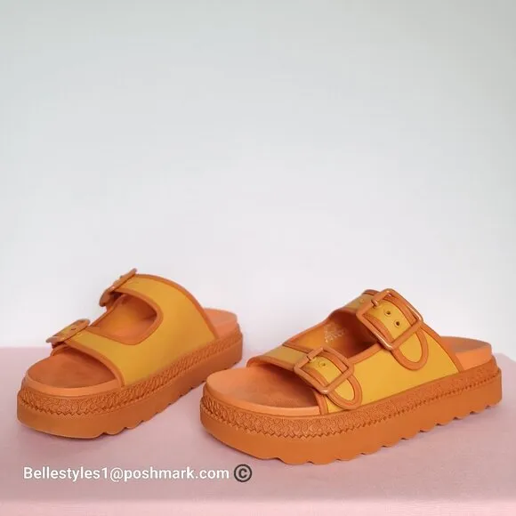 COACH Lainey Slip-on Double Buckle Sandal- Honeycomb color. Women’s Size 9B