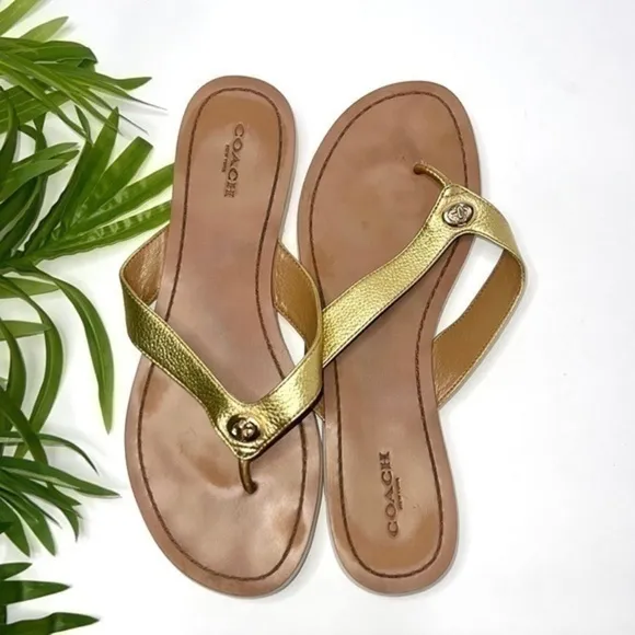 Coach Shelly Flip Flops in Gold Metallic Leather Size 8