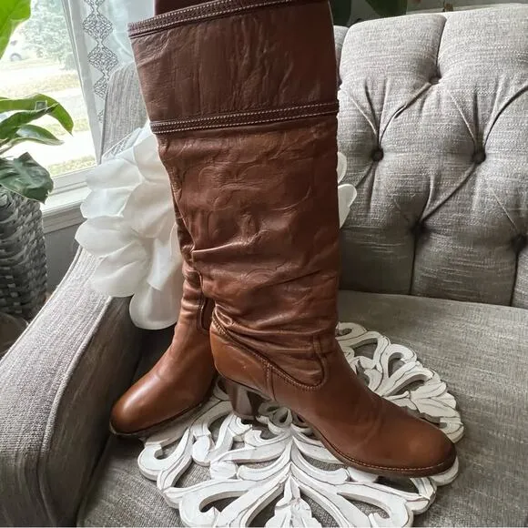 Coach Slouch Leather Logo Tall Heels Boots Women’s 8.5