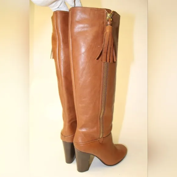 Coach Therese Brown Leather Heeled Zip Tall  Boots 8.5 * LIKE NEW.