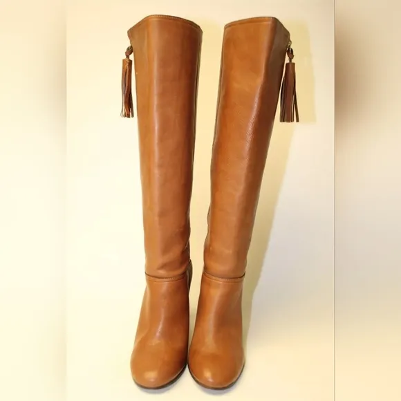 Coach Therese Brown Leather Heeled Zip Tall  Boots 8.5 * LIKE NEW.