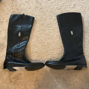 🦋Cole Haan boots🦋
