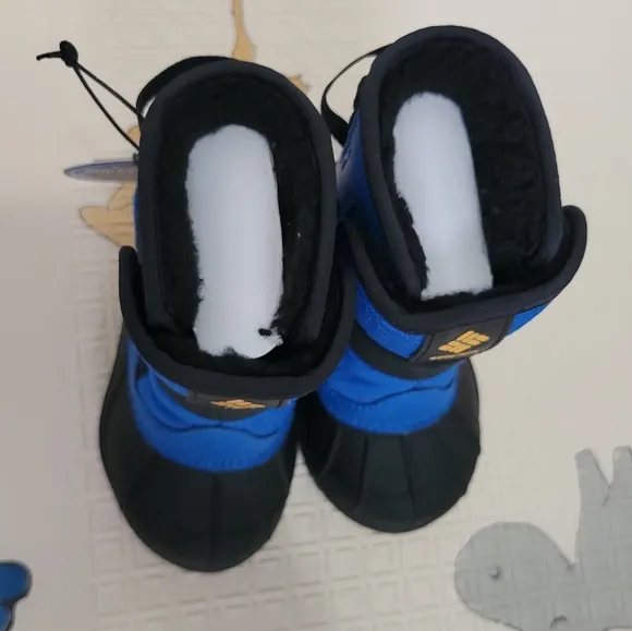 Columbia Toddler's Bugaboot Celsius Strap Snow Waterproof Thermal Boots Size 5