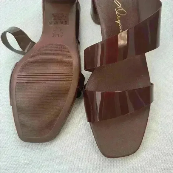 COPY - NWT Naturalizer Illuminate Heel Sandal Summer Shoe Shade 1 Deep Size 9