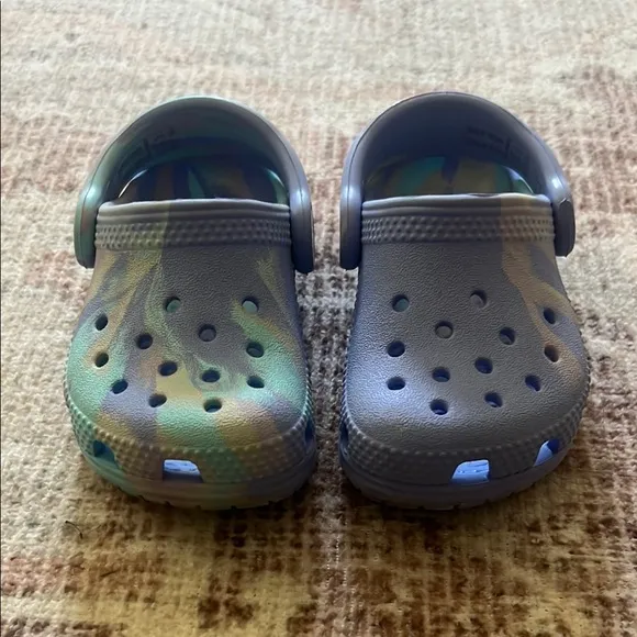 CROCS Blue Marble Water Shoes with Ventilation and Comfort