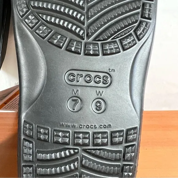 Crocs Classic Unisex Iconic Comfort Black Slide Sandals NWT Size 9 or 7 #B1859