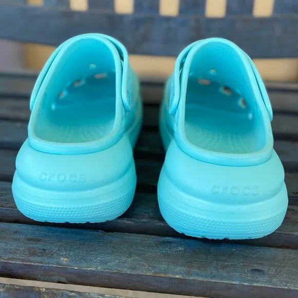 Crocs Crush Clog Unisex-Adult 10M/12W Aqua Blue  Slip-On Platform Sandal Light