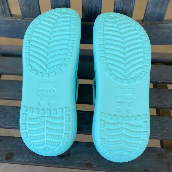 Crocs Crush Clog Unisex-Adult 10M/12W Aqua Blue  Slip-On Platform Sandal Light