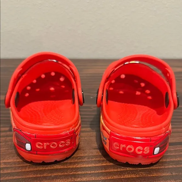 CROCS Lightning McQueen Size: 8C