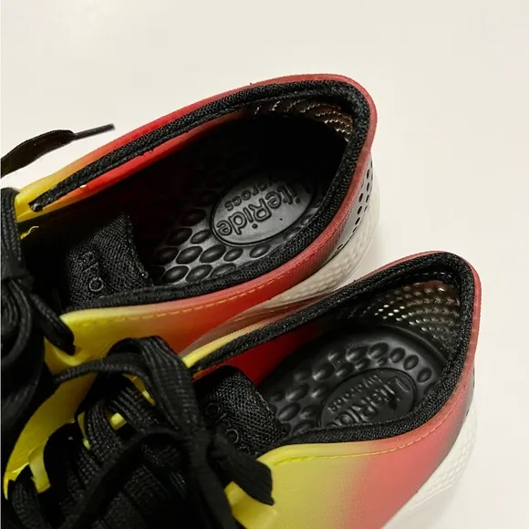 Crocs LiteRide color dipped pacers men size 8