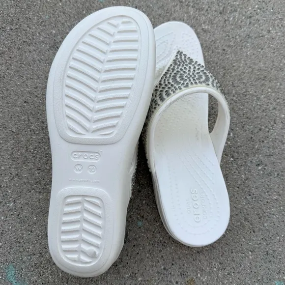 Crocs Monterey Diamante Flip-Flops Sandals new summer spring size 10