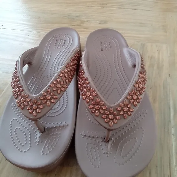Crocs Platform Diamante Flip Flops Size 9. Sandals with Embellished Straps