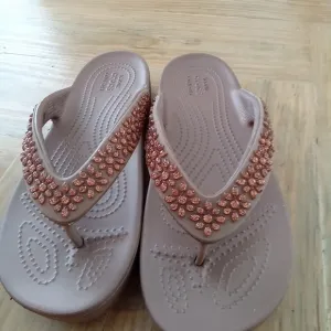 Crocs Platform Diamante Flip Flops Size 9. Sandals with Embellished Straps