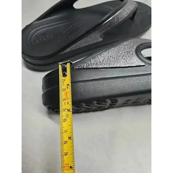 Crocs Shoes Womens Size 9 Sloane Black Silver Comfort Flip Flops Thong Sandals
